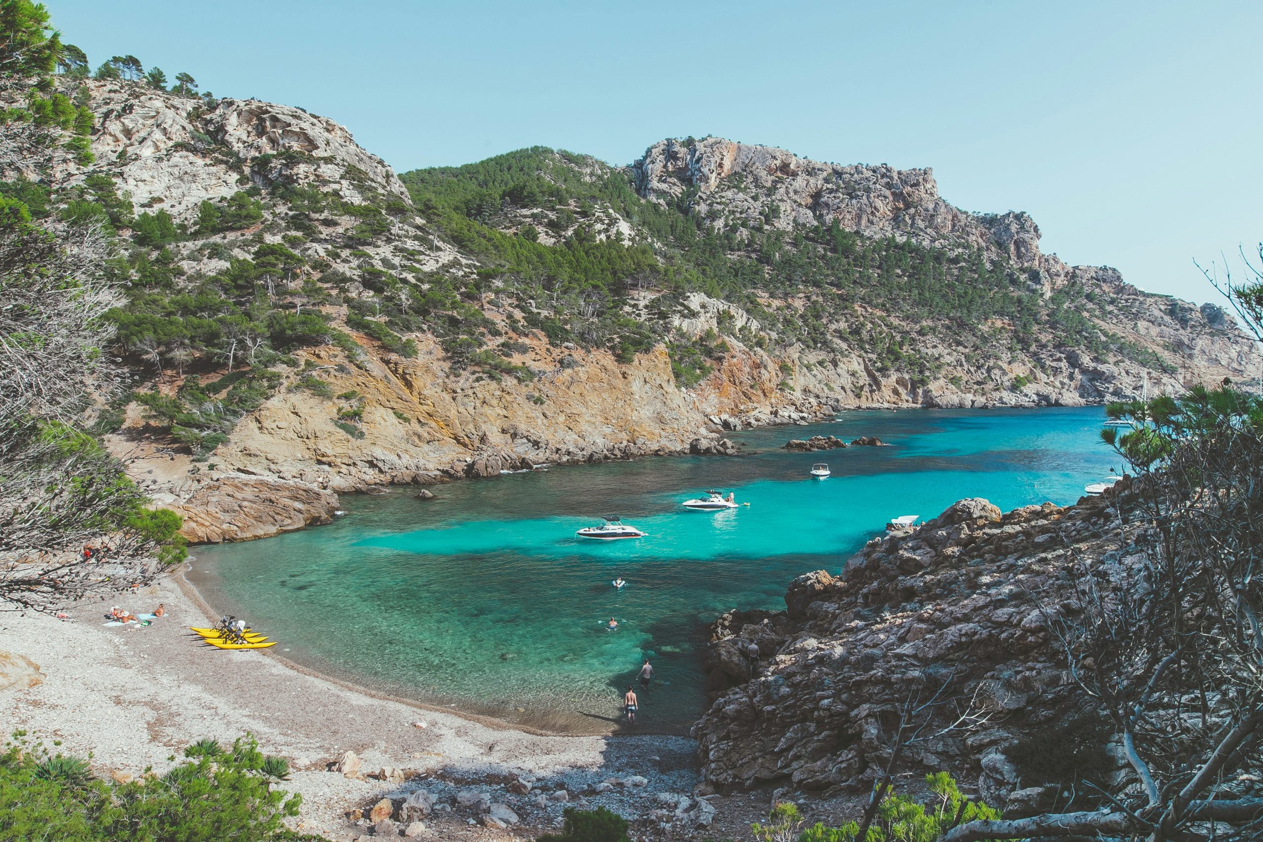 Les Îles d'Espagne à Visiter : Une Découverte Insulaire